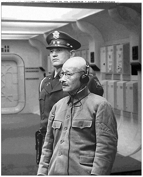 General-Tojo-War-Trial-1945.jpg